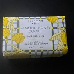 Beekman 1802 Almond Honey Cookie Goat Milk Soap - Yellow and Gray